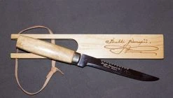 Iisakki Järvenpää Puutuppinen Kalapuukko