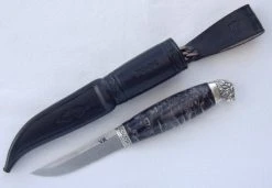 Leijona Vaakunapuukko E1